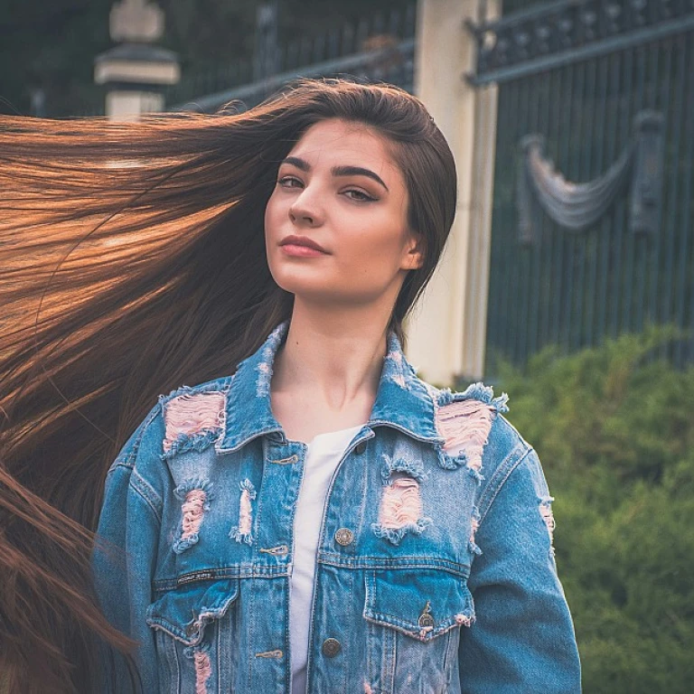 Sublimez votre coiffure de mariage avec des épingles à cheveux élégantes